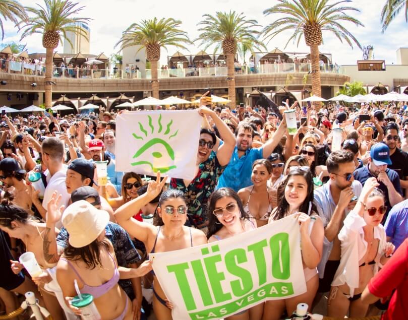 First Las Vegas Pool Party Reopen after Coronavirus - Discotech - The #1  Nightlife App