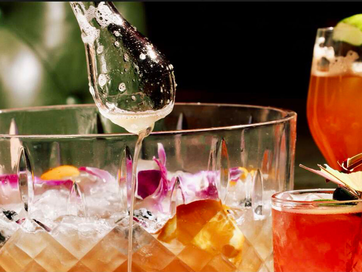 venue - herekittykitty-slider-1